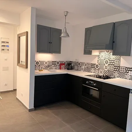 42m2 Climatise Avec Terrasse